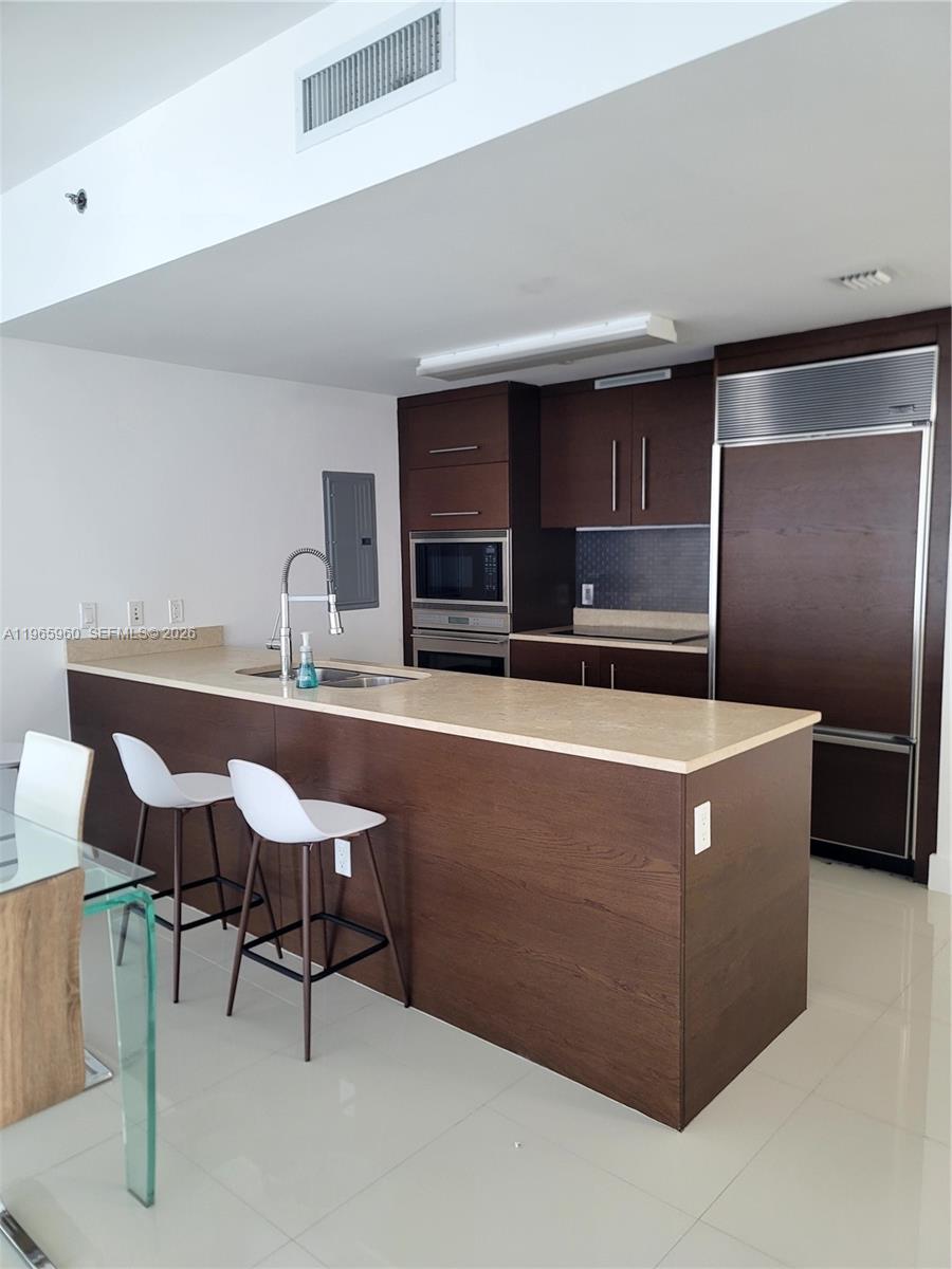 image Icon Brickell I15