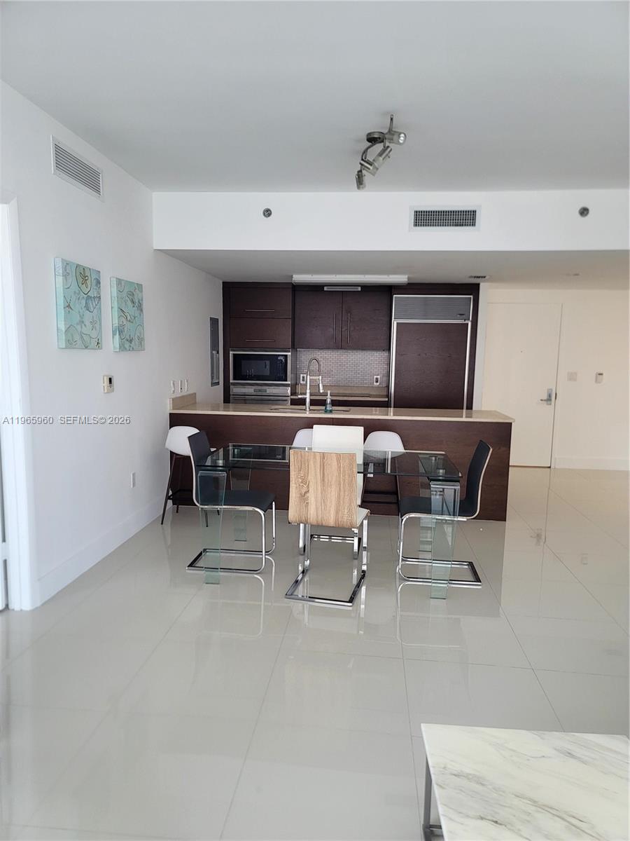 image Icon Brickell I7