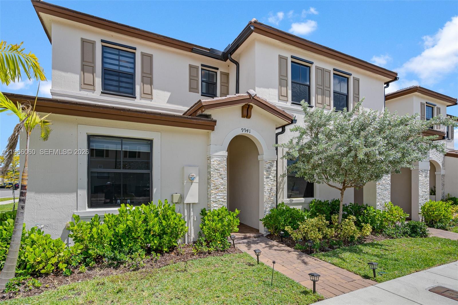 9941 SW 231st Ln #9941 Miami, FL 33190