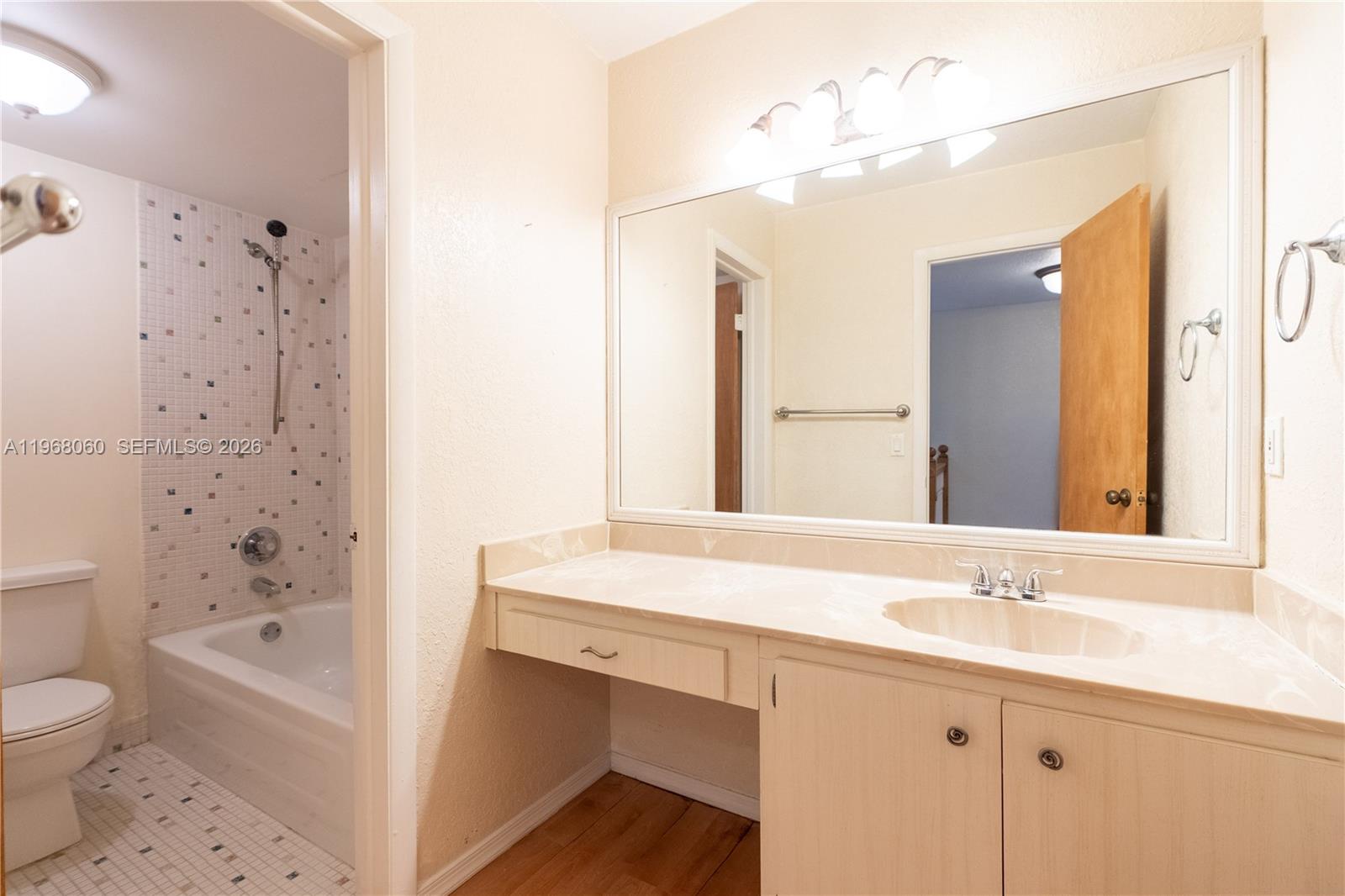 430 Commodore Dr #314 Plantation, FL 33325