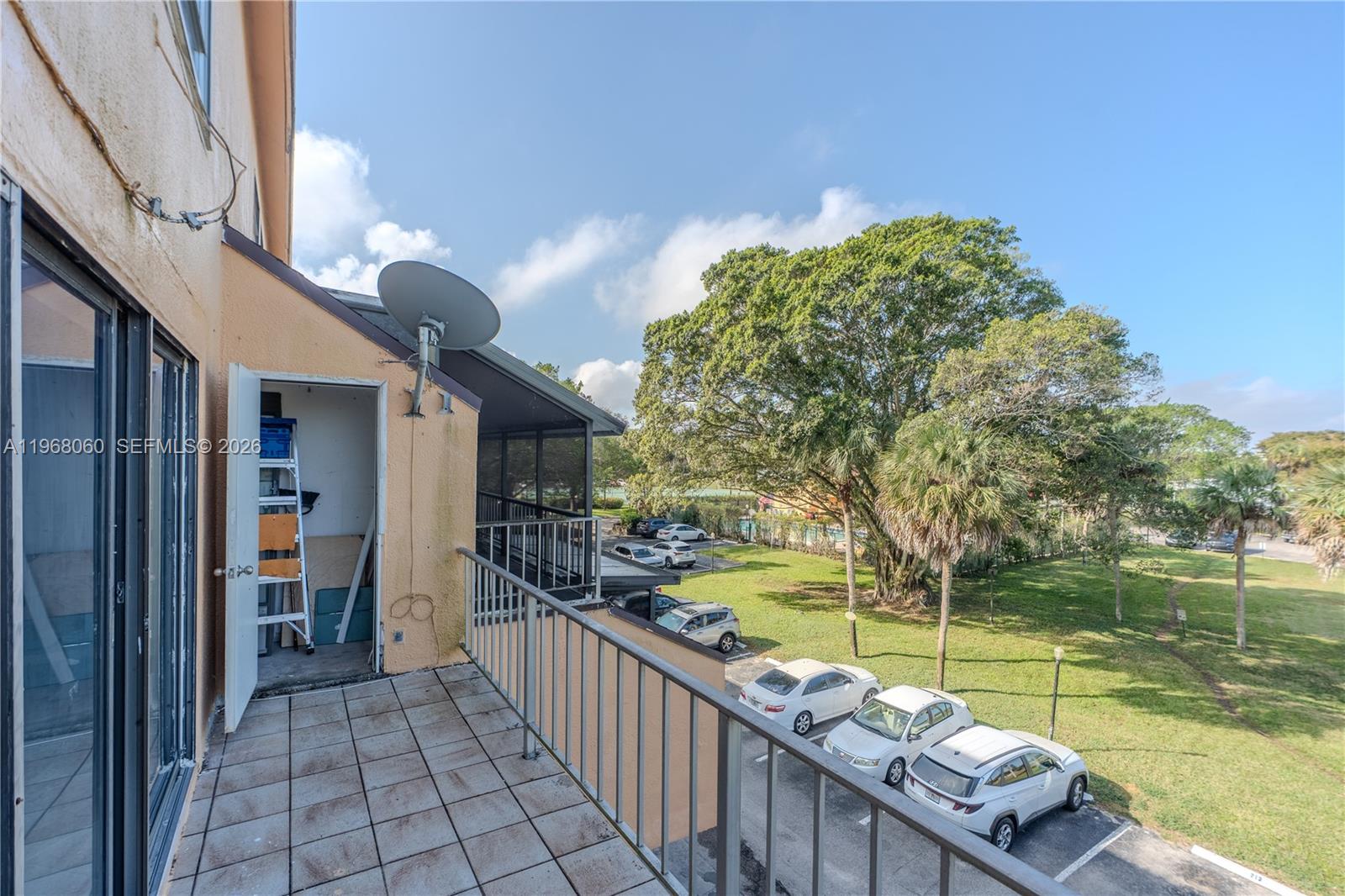 430 Commodore Dr #314 Plantation, FL 33325