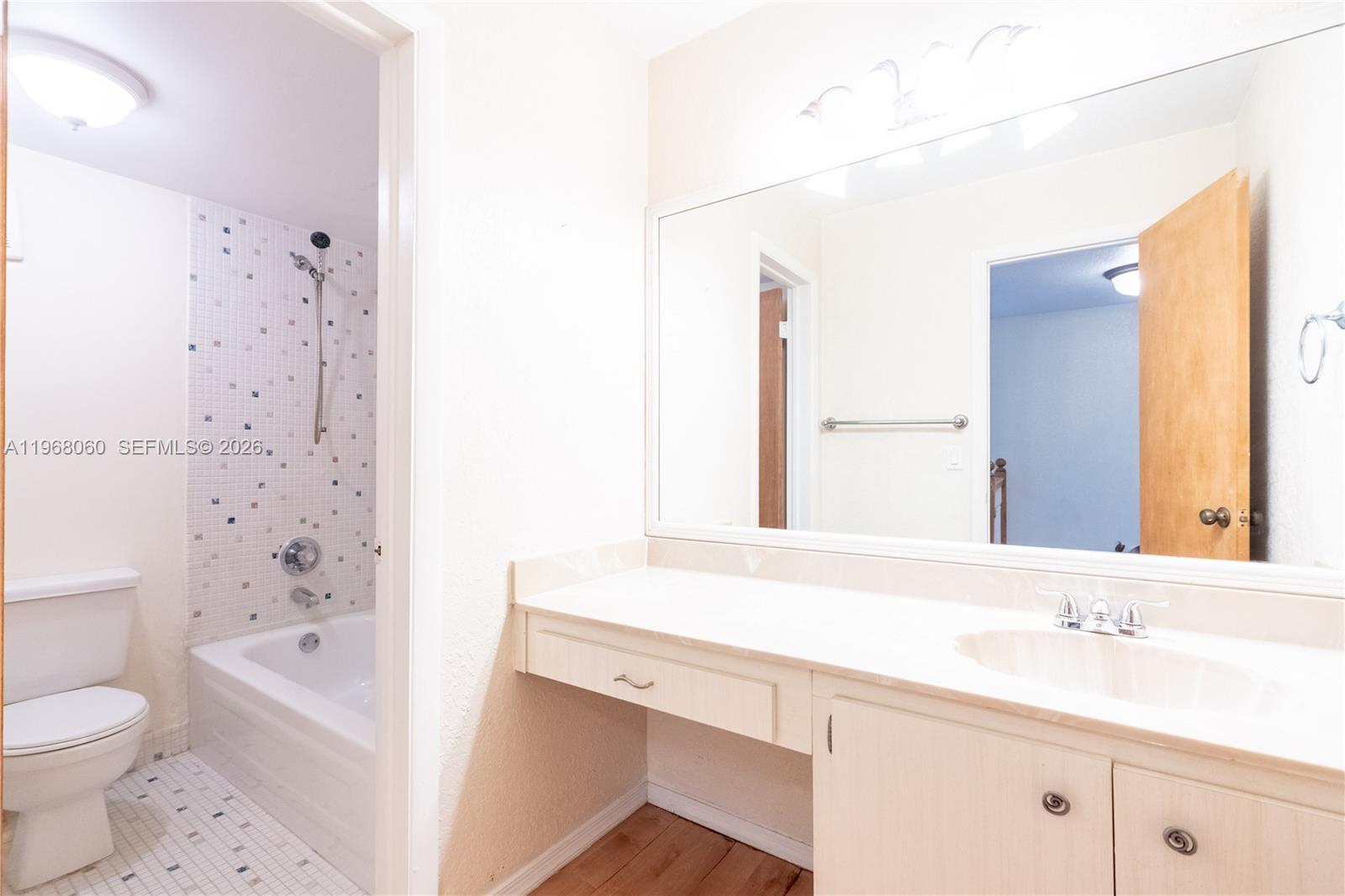 430 Commodore Dr #314 Plantation, FL 33325