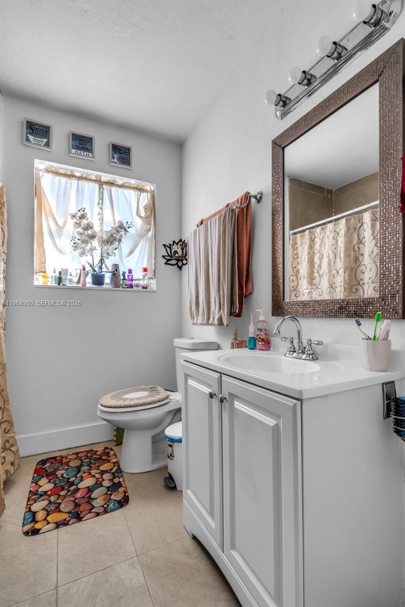 3505 NW 83rd Ter Miami, FL 33147