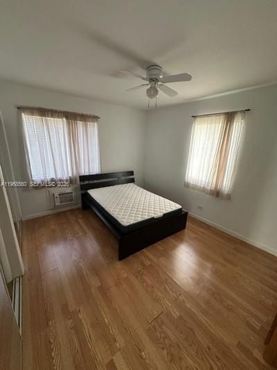 911 80th St #2 Miami Beach, FL 33141