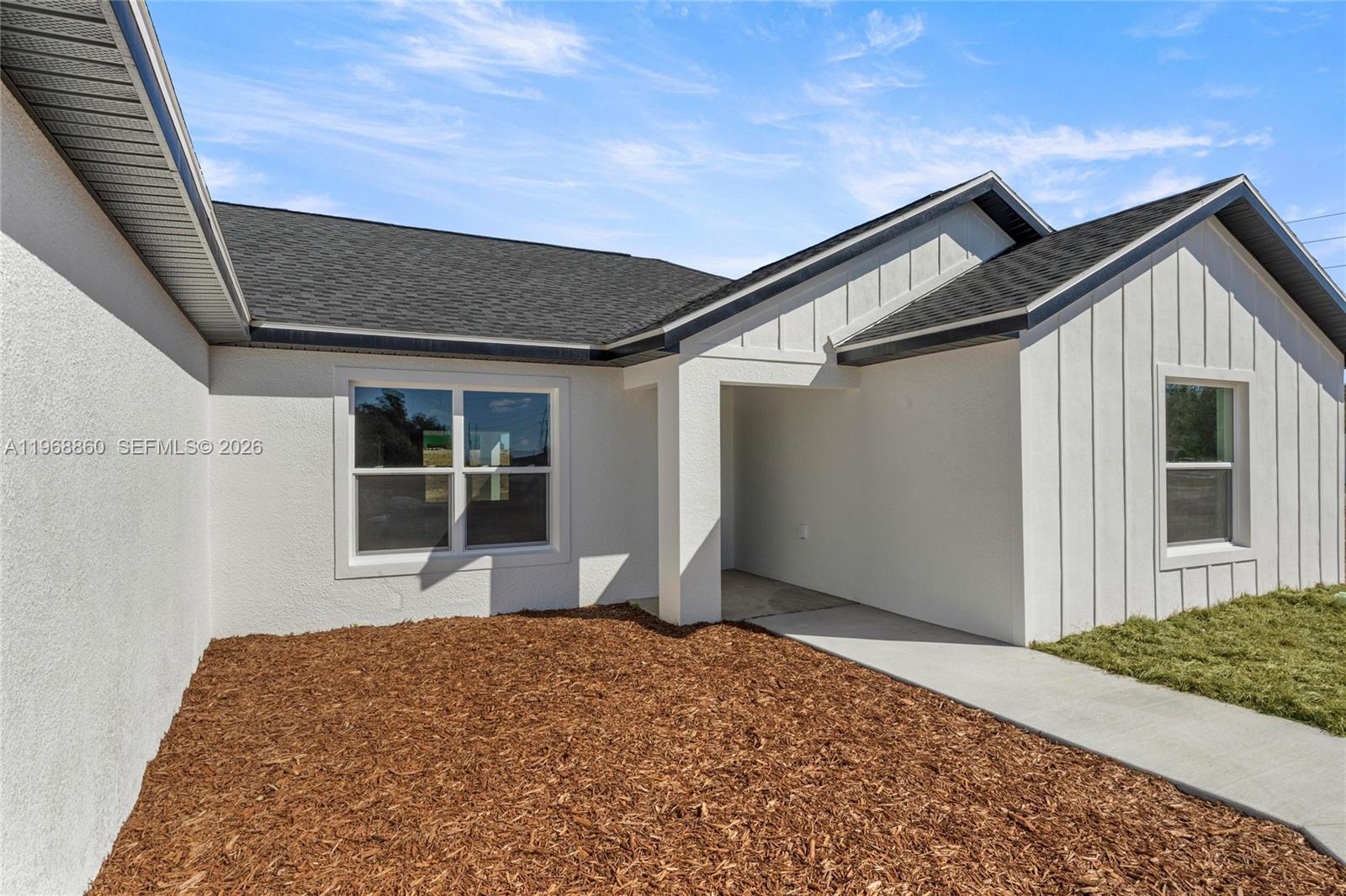 9989 SW 42nd Ave Ocala, FL 34476