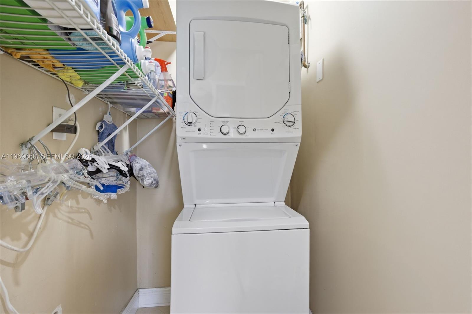 5851 SW 15th St West Miami, FL 33144