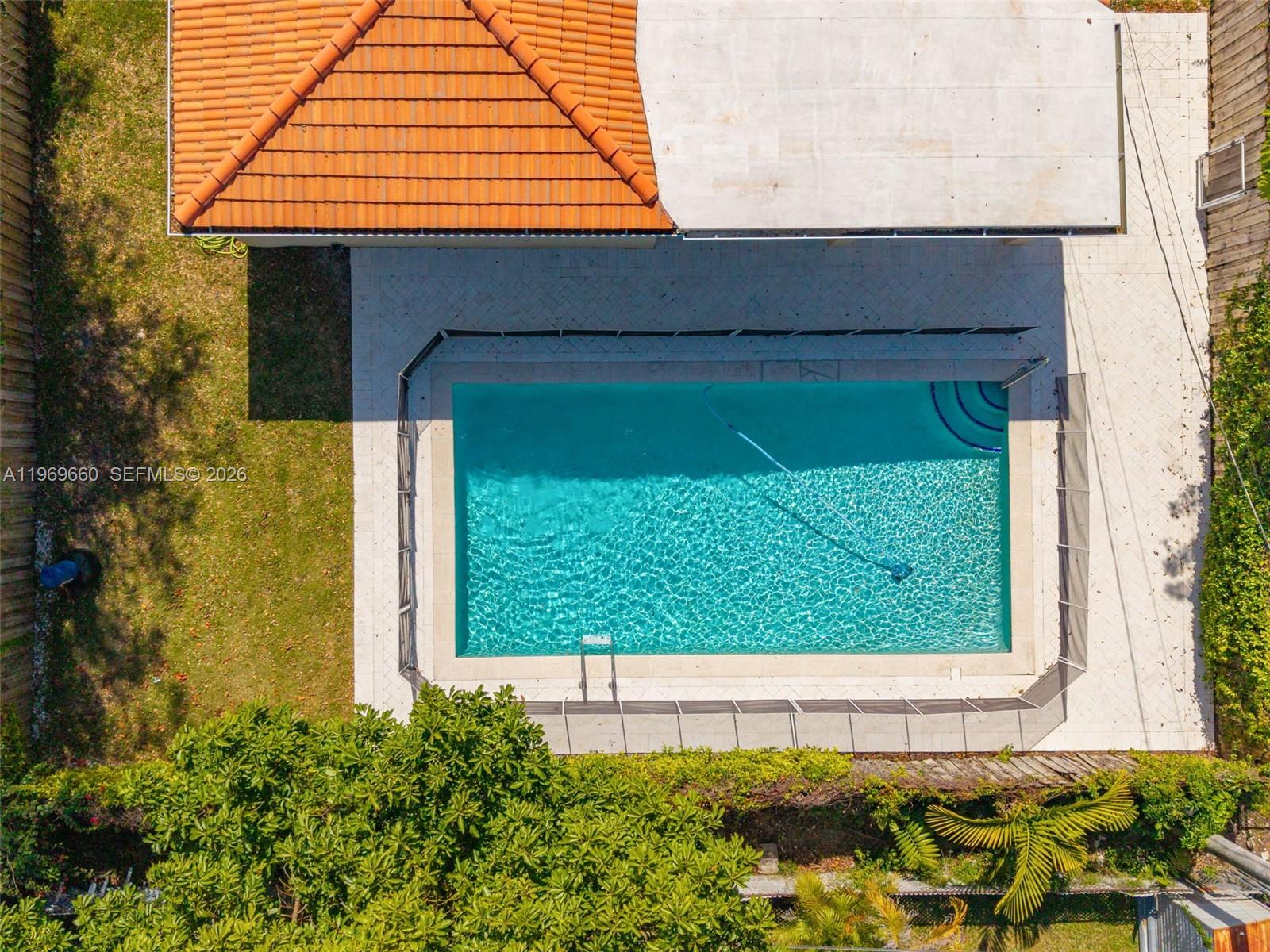 5851 SW 15th St West Miami, FL 33144