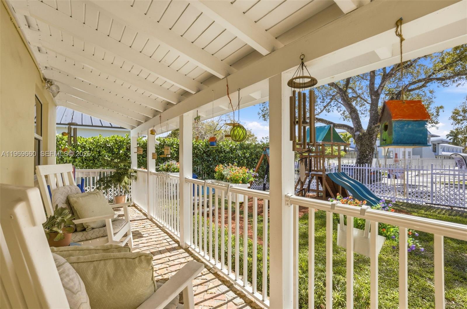 5851 SW 15th St West Miami, FL 33144