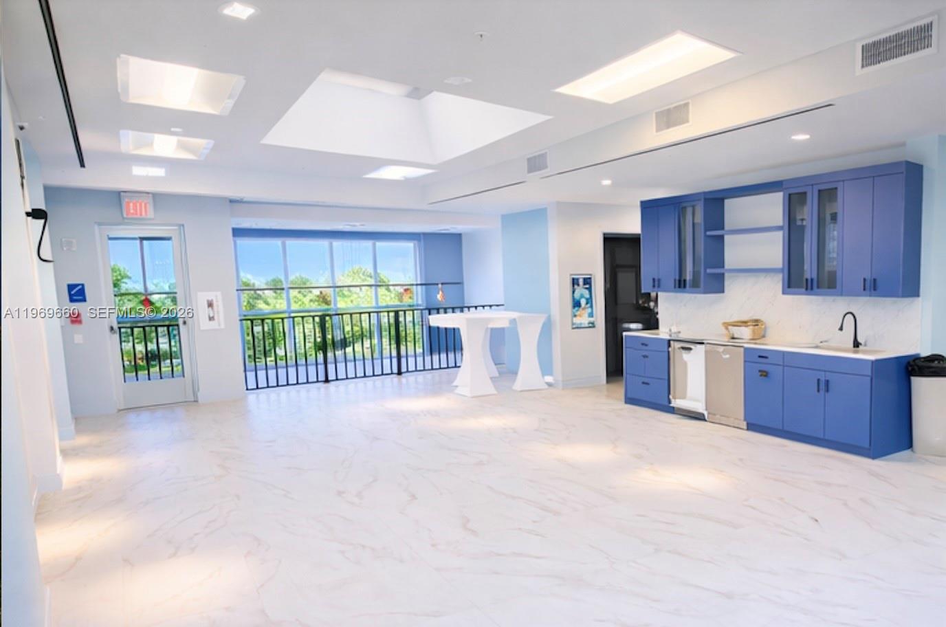 5851 SW 15th St West Miami, FL 33144