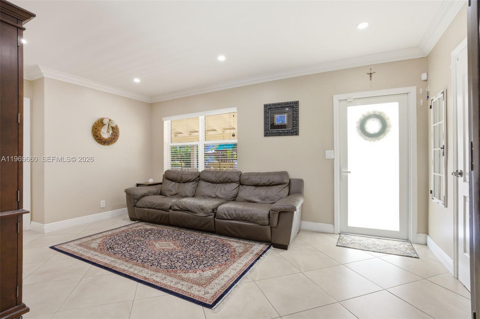 5851 SW 15th St West Miami, FL 33144