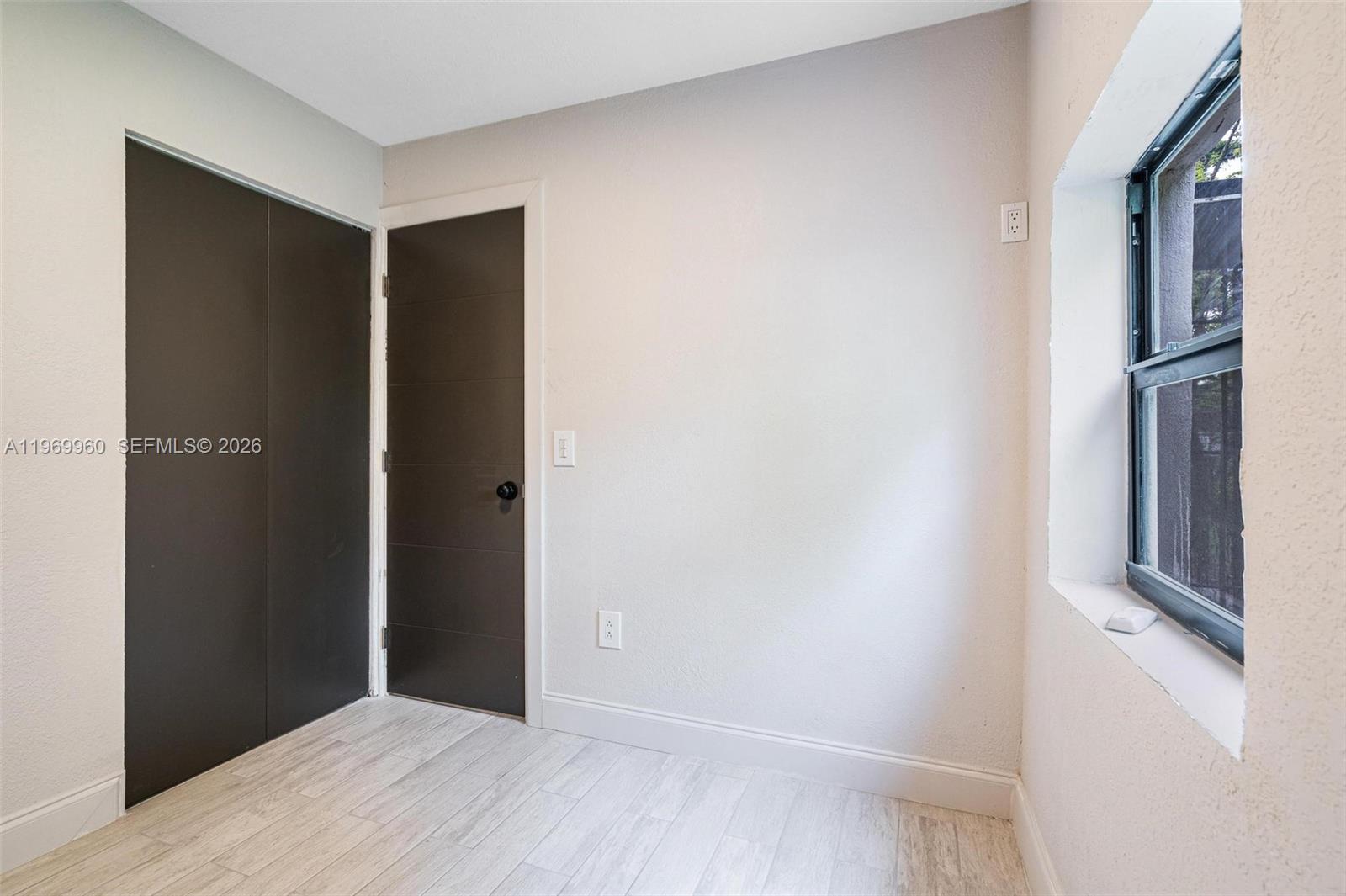 1523 NW 38th St Miami, FL 33142