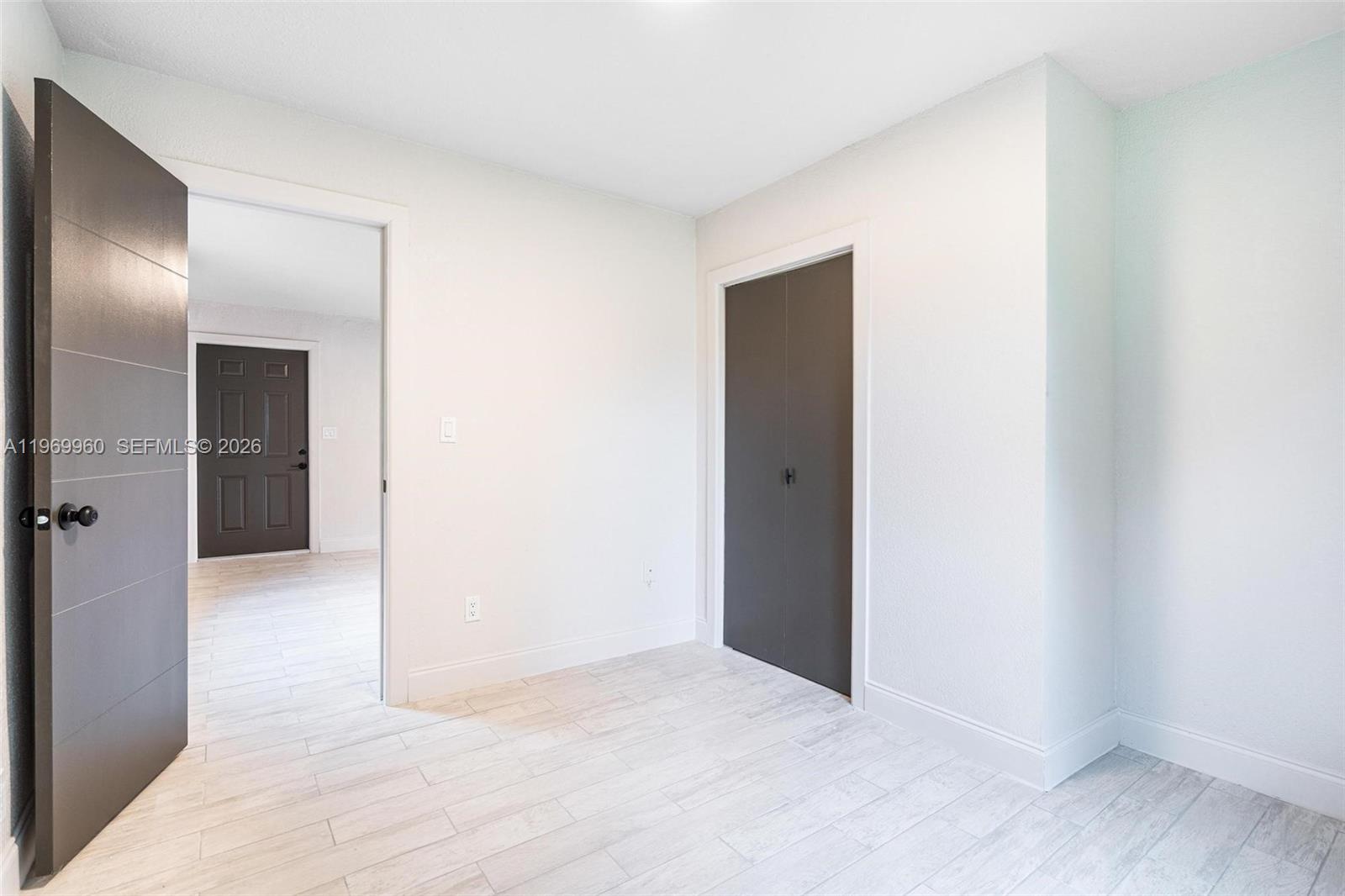 1523 NW 38th St Miami, FL 33142