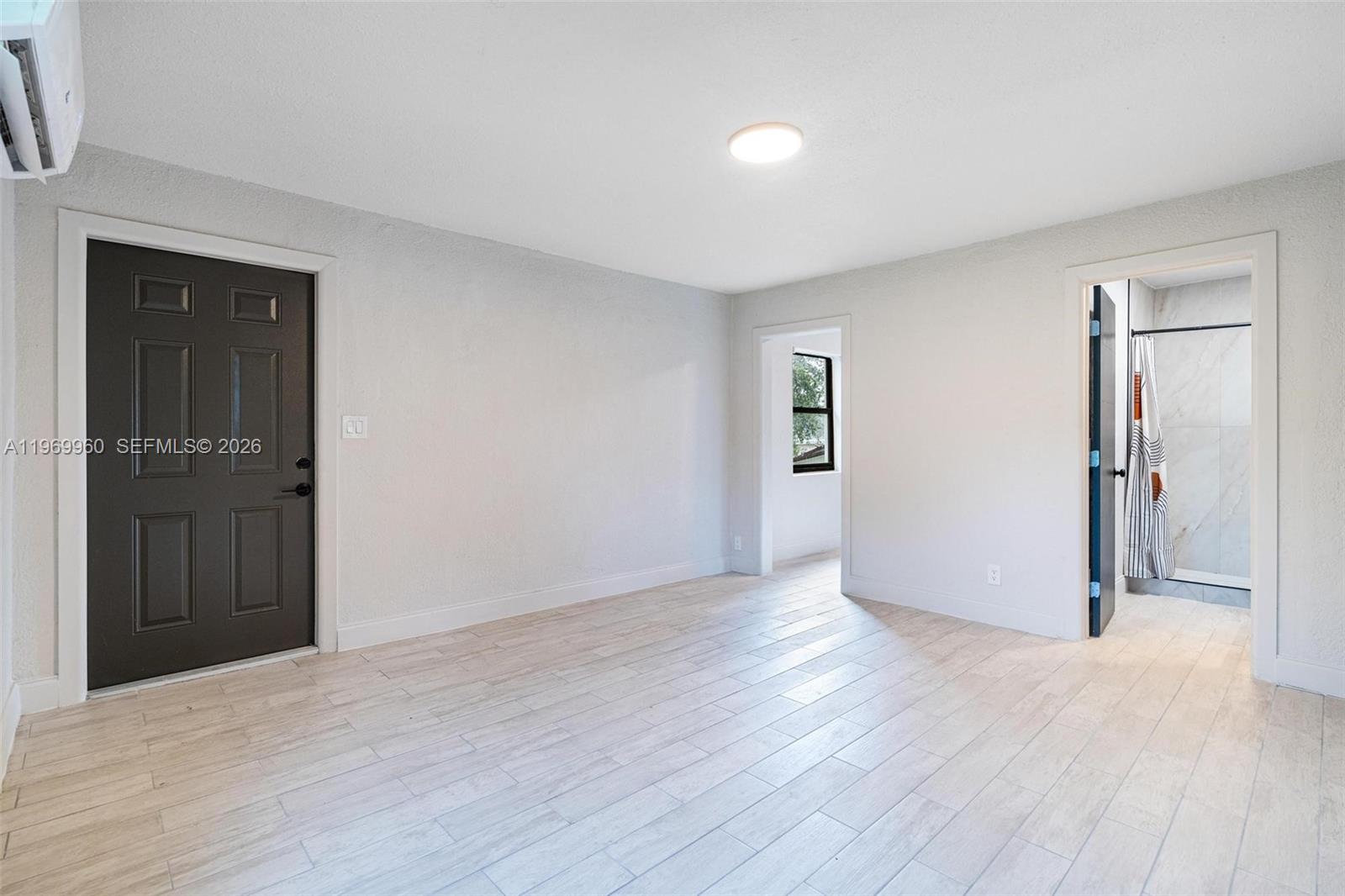 1523 NW 38th St Miami, FL 33142