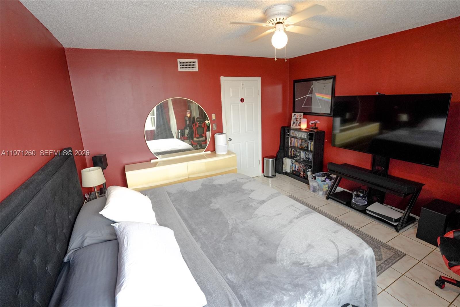 1159 W 40th St #16 Hialeah, FL 33012