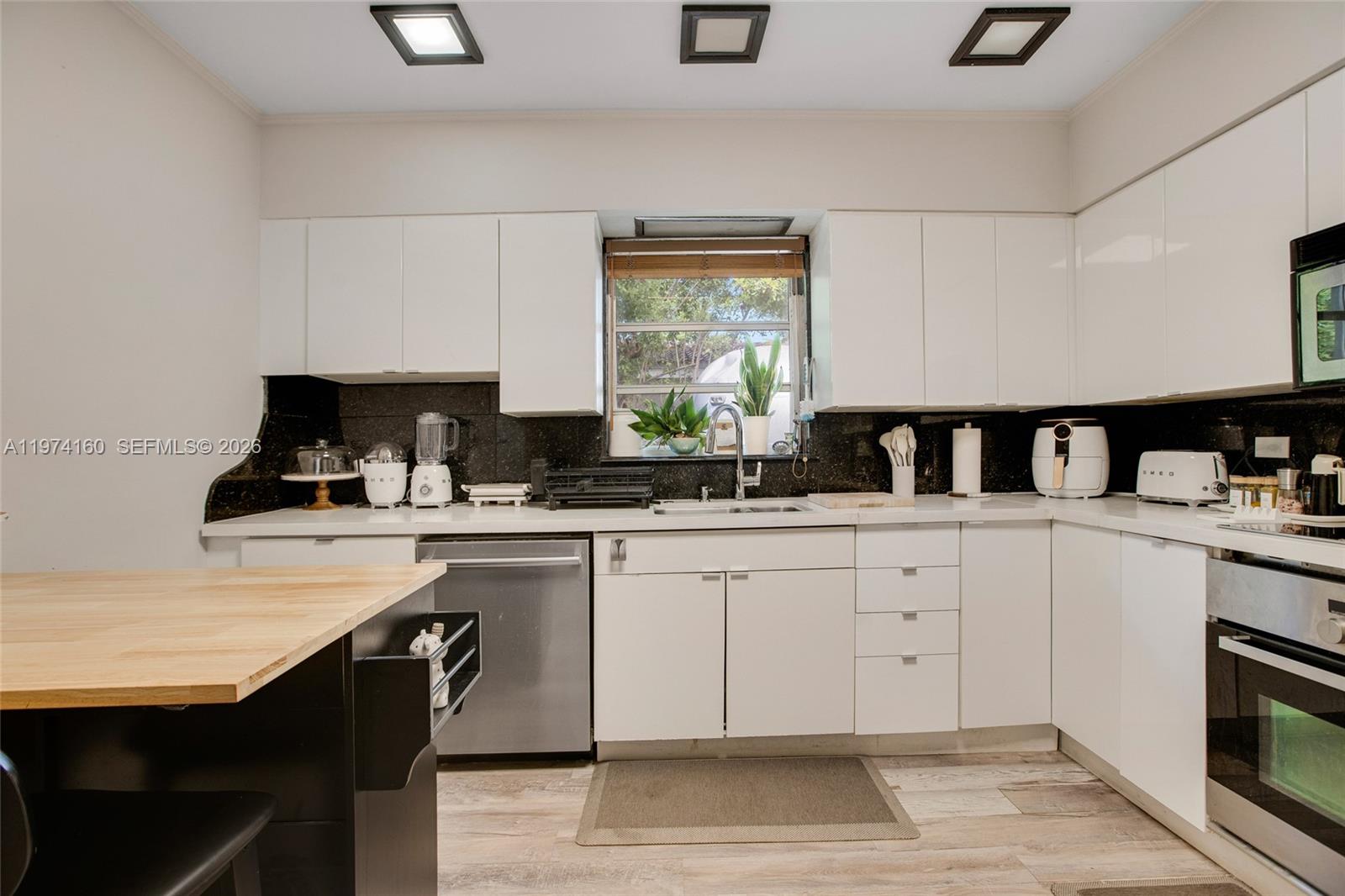 10659 NE 10th Pl Miami Shores, FL 33138