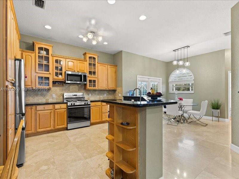 12343 NW 19th St Plantation, FL 33323