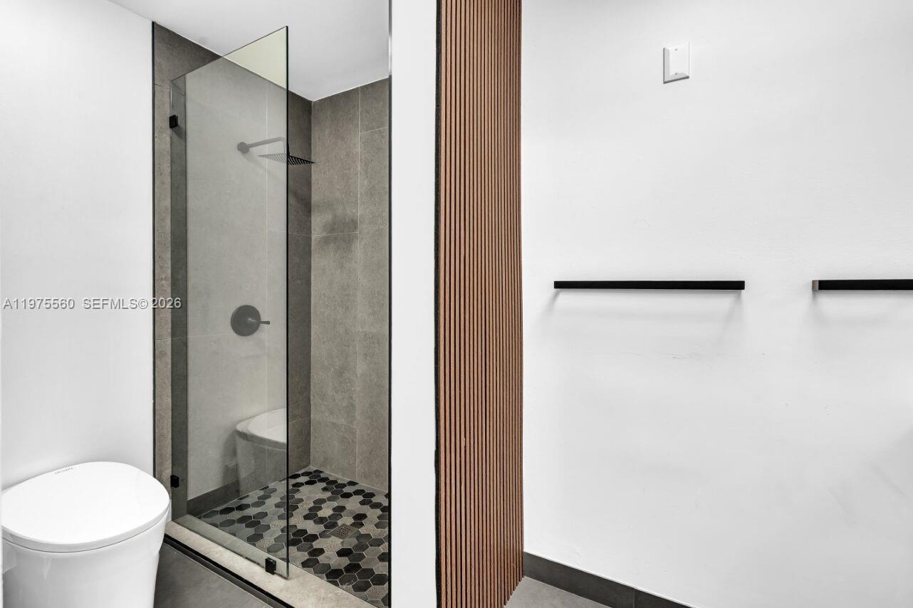 19801 NE 23rd Ave Miami, FL 33180