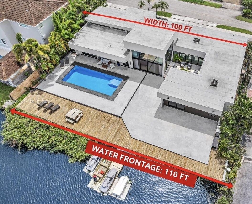 19801 NE 23rd Ave Miami, FL 33180