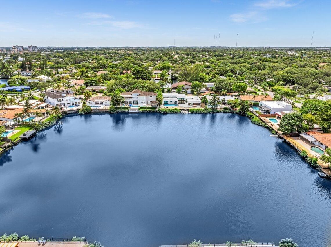 19801 NE 23rd Ave Miami, FL 33180