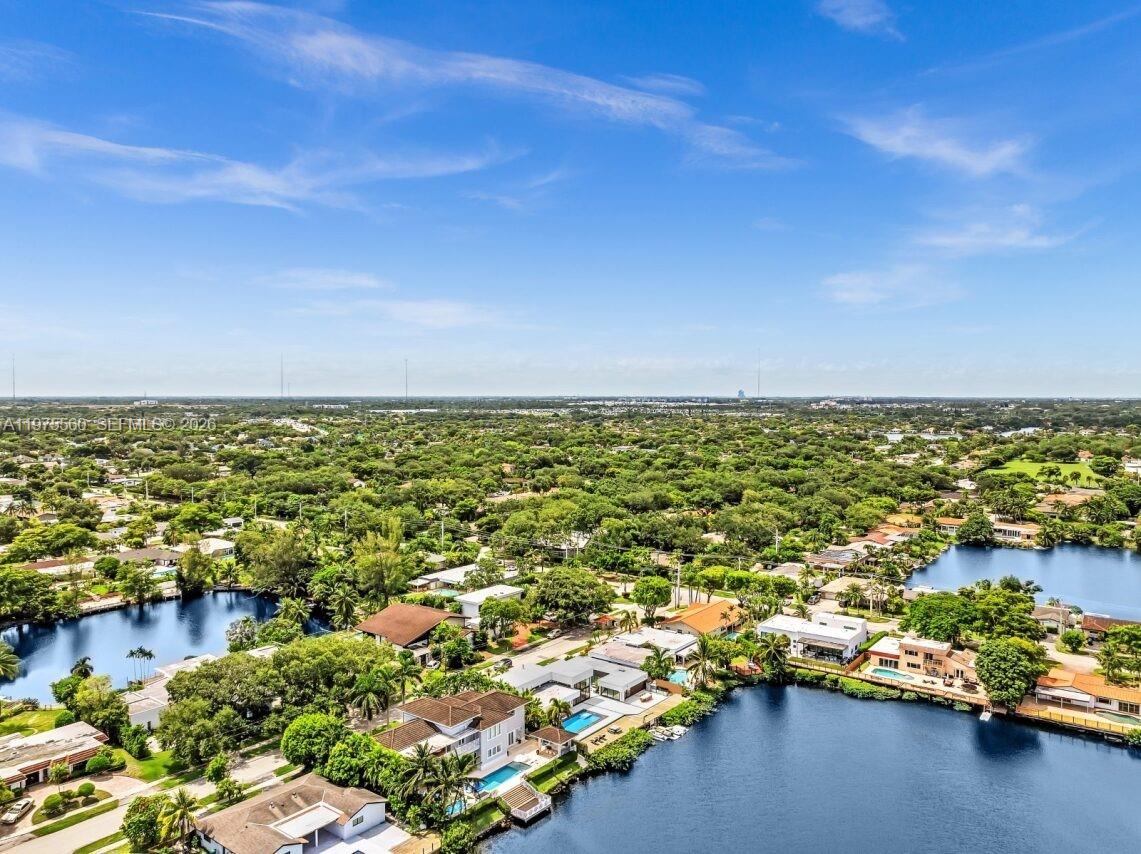19801 NE 23rd Ave Miami, FL 33180