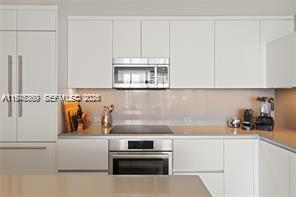 image Reach Brickell City Centre31