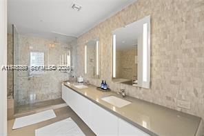 image Reach Brickell City Centre40