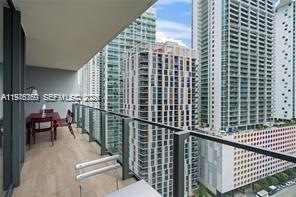 image Reach Brickell City Centre43