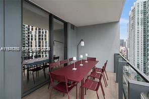 image Reach Brickell City Centre45