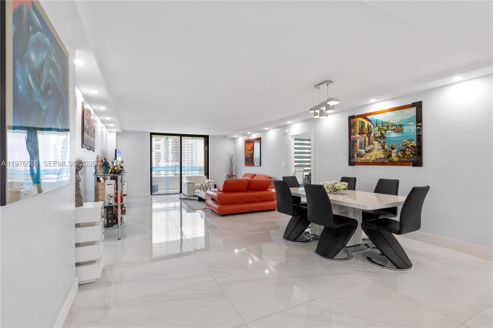 2500 Parkview Dr #1121 Hallandale Beach, FL 33009