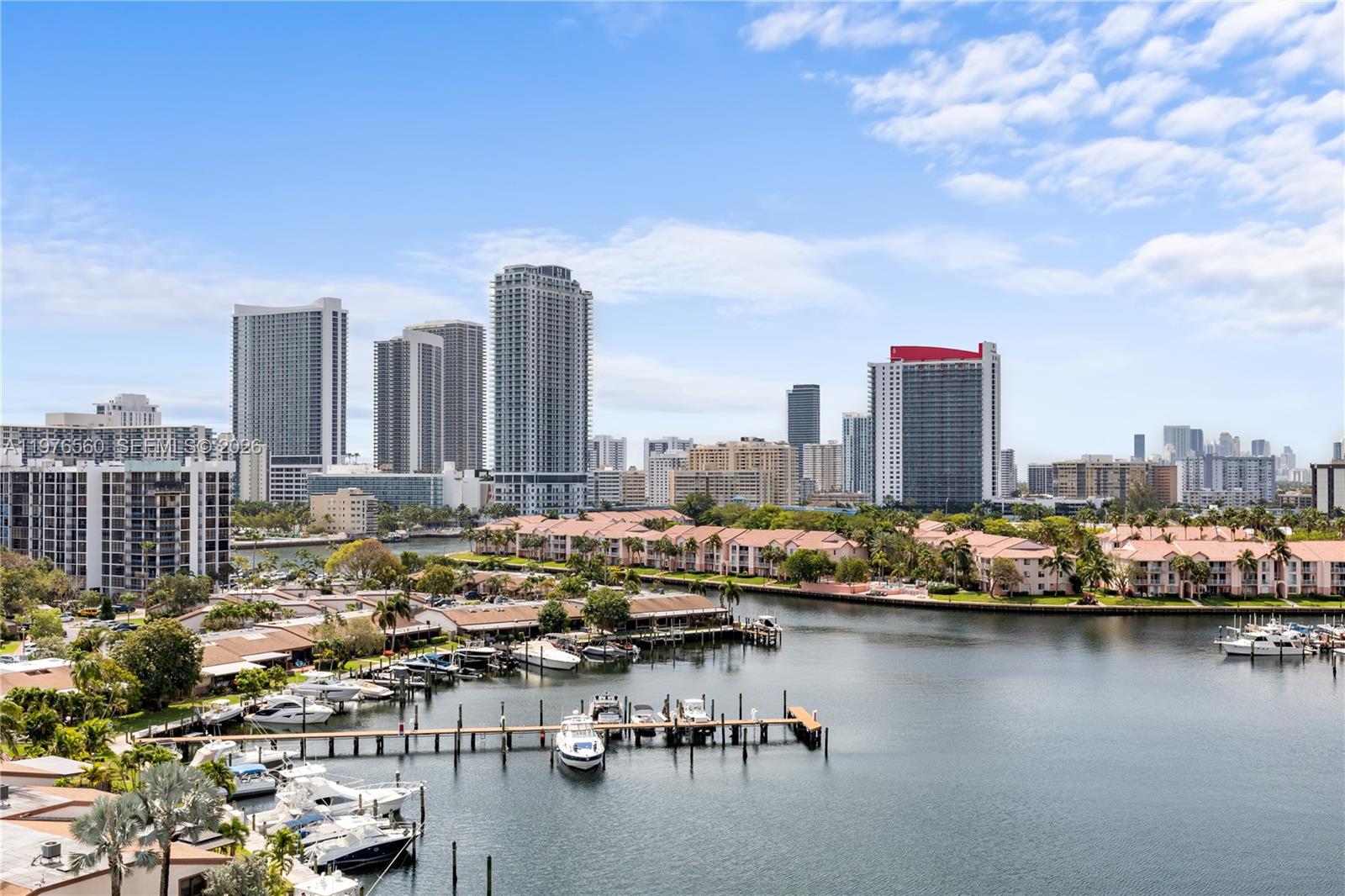 2500 Parkview Dr #1121 Hallandale Beach, FL 33009