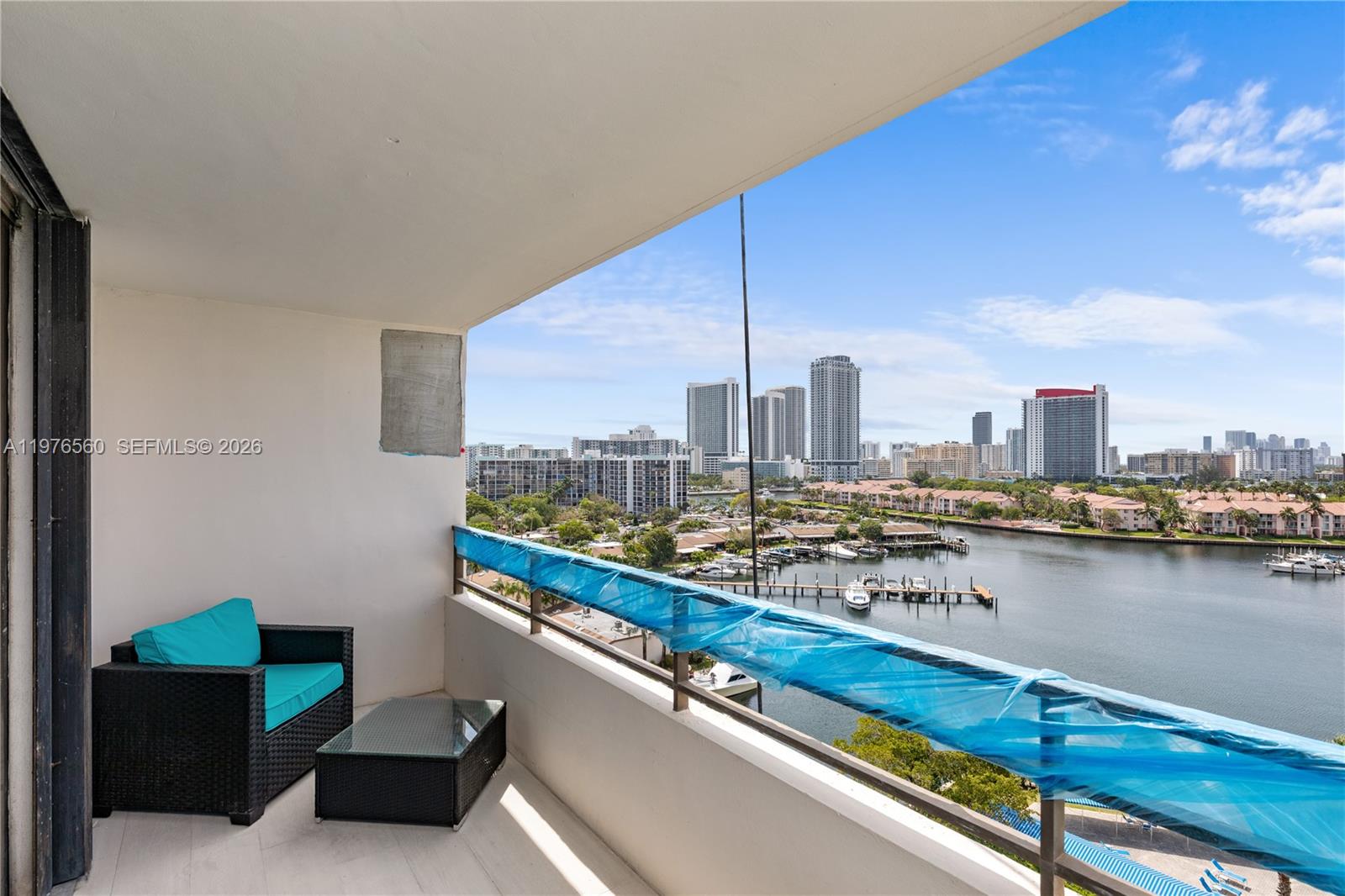 2500 Parkview Dr #1121 Hallandale Beach, FL 33009