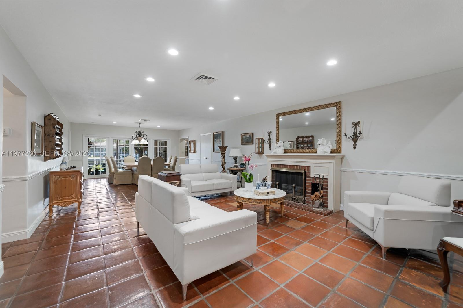 2046 NE 15th St Fort Lauderdale, FL 33304