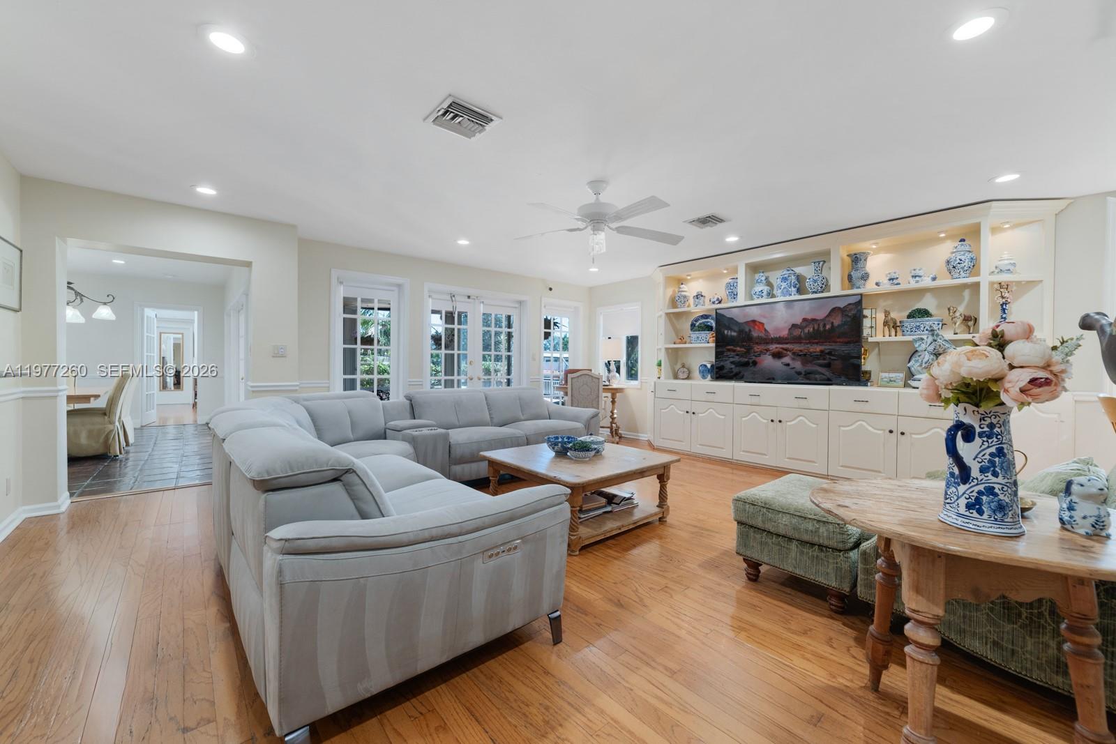 2046 NE 15th St Fort Lauderdale, FL 33304