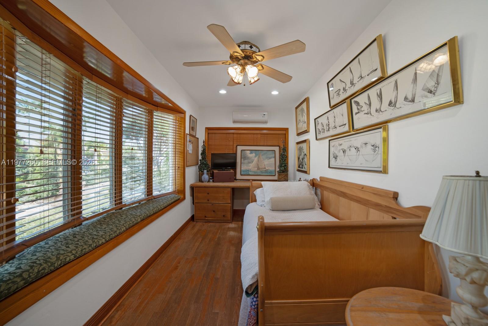 2046 NE 15th St Fort Lauderdale, FL 33304