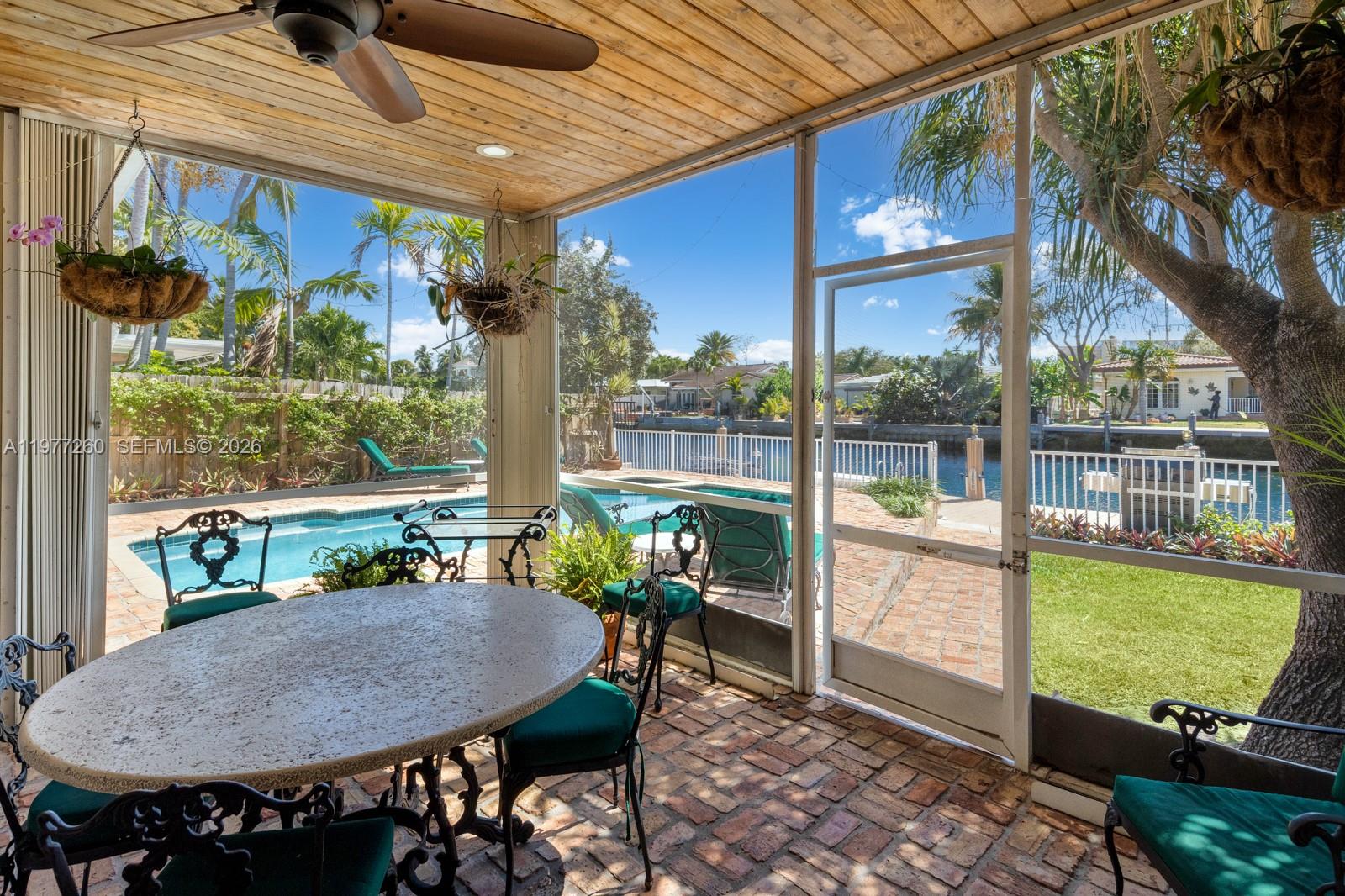 2046 NE 15th St Fort Lauderdale, FL 33304