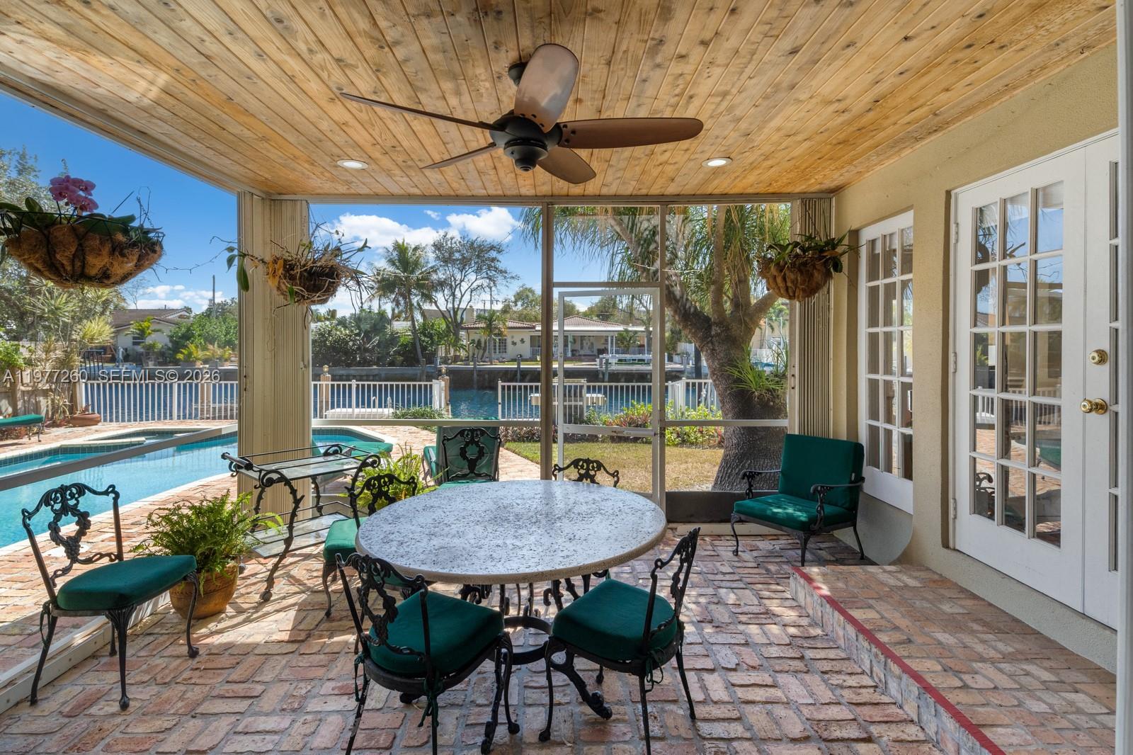 2046 NE 15th St Fort Lauderdale, FL 33304