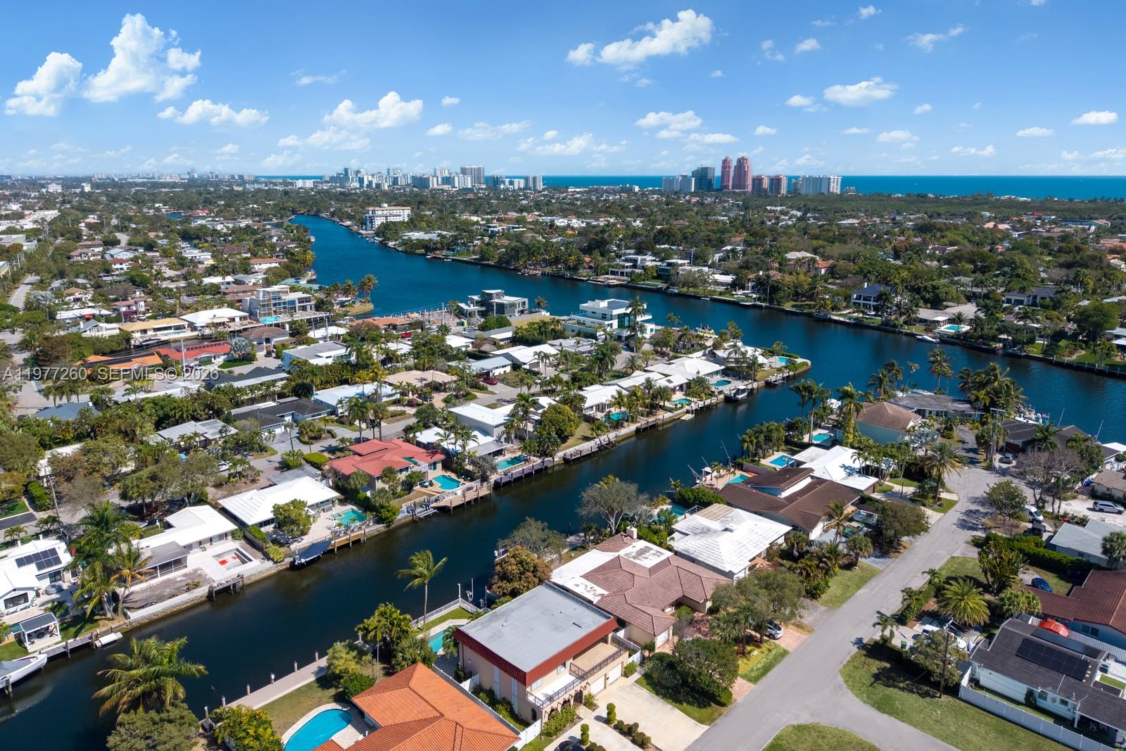 2046 NE 15th St Fort Lauderdale, FL 33304