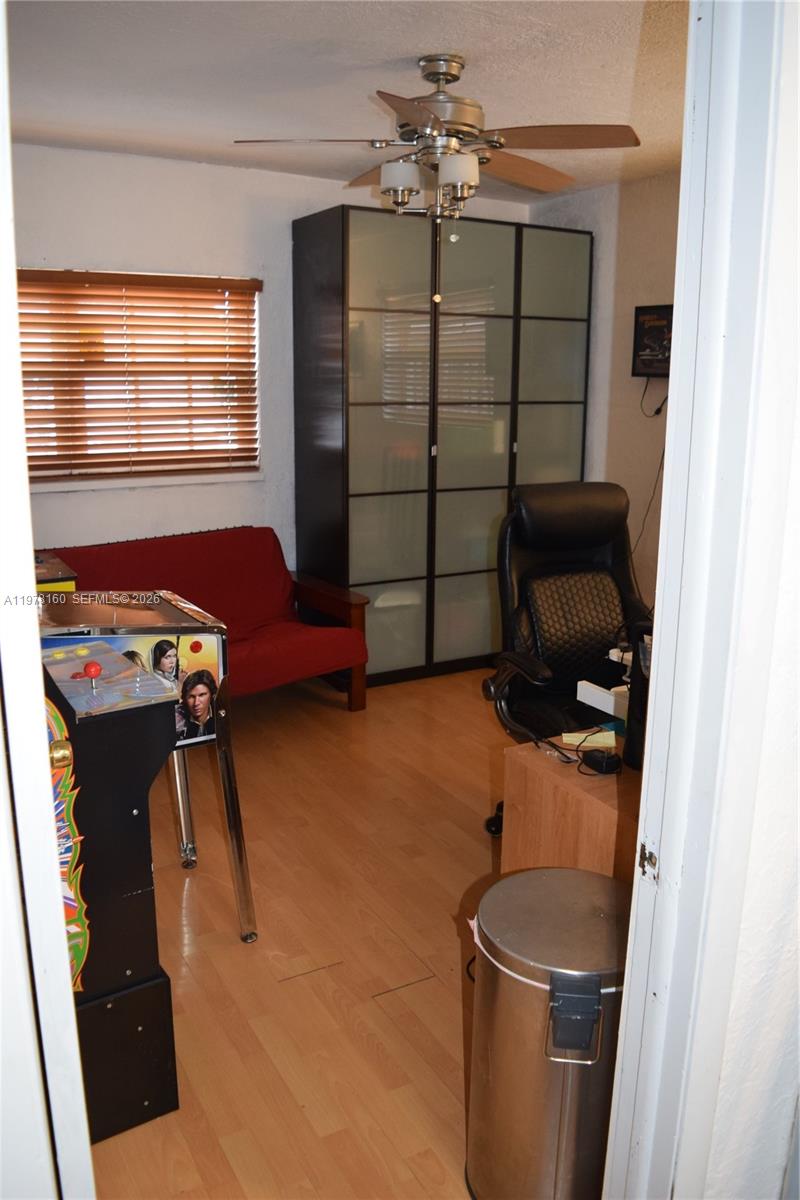 5317 Van Buren St Hollywood, FL 33021