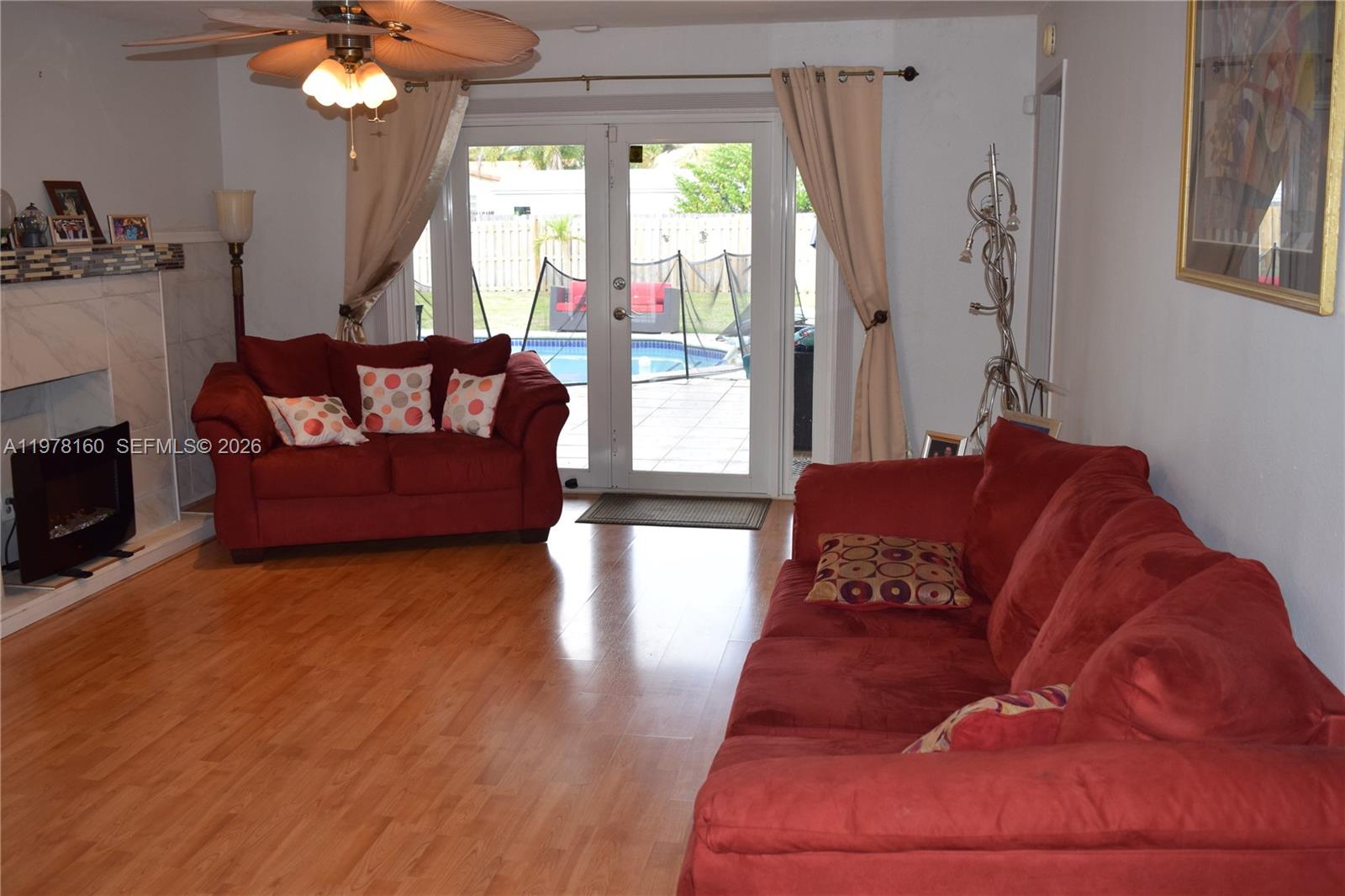 5317 Van Buren St Hollywood, FL 33021