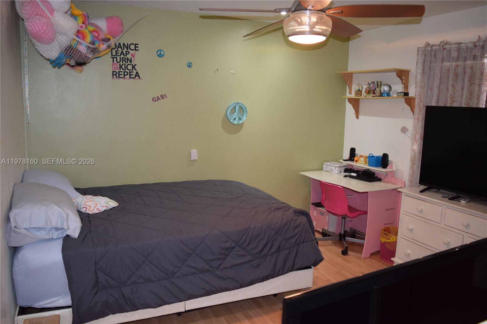 5317 Van Buren St Hollywood, FL 33021