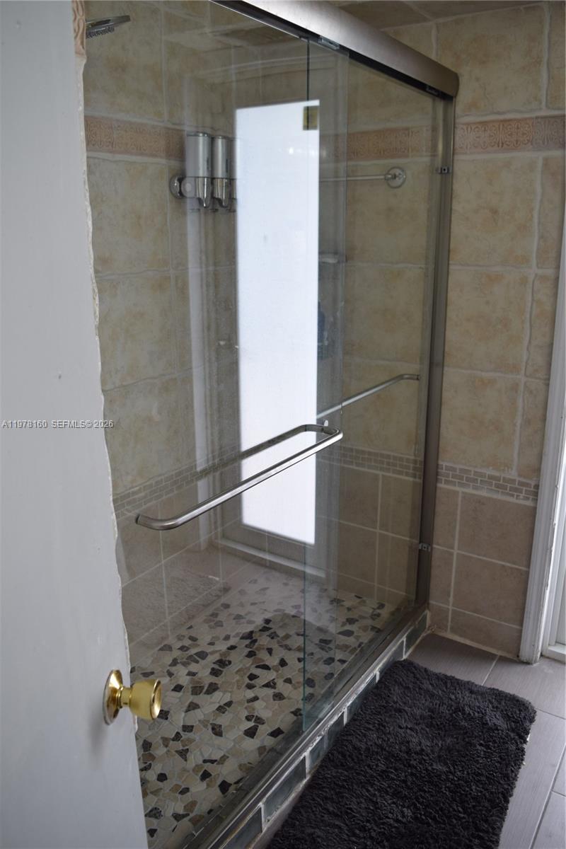 5317 Van Buren St Hollywood, FL 33021