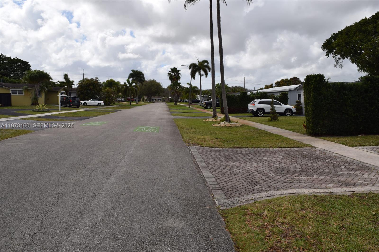 5317 Van Buren St Hollywood, FL 33021