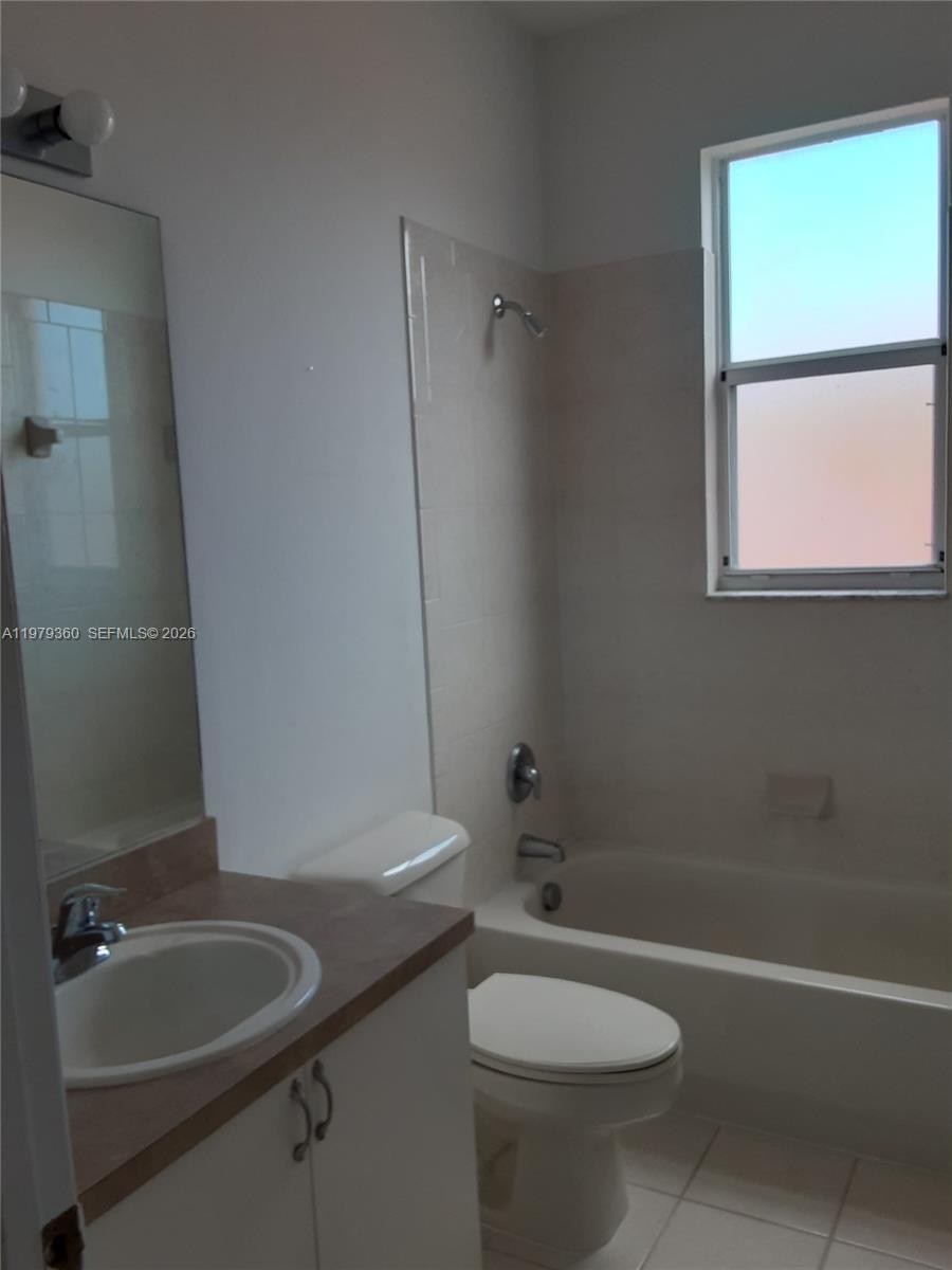 3760 NE 9th Ct Homestead, FL 33033