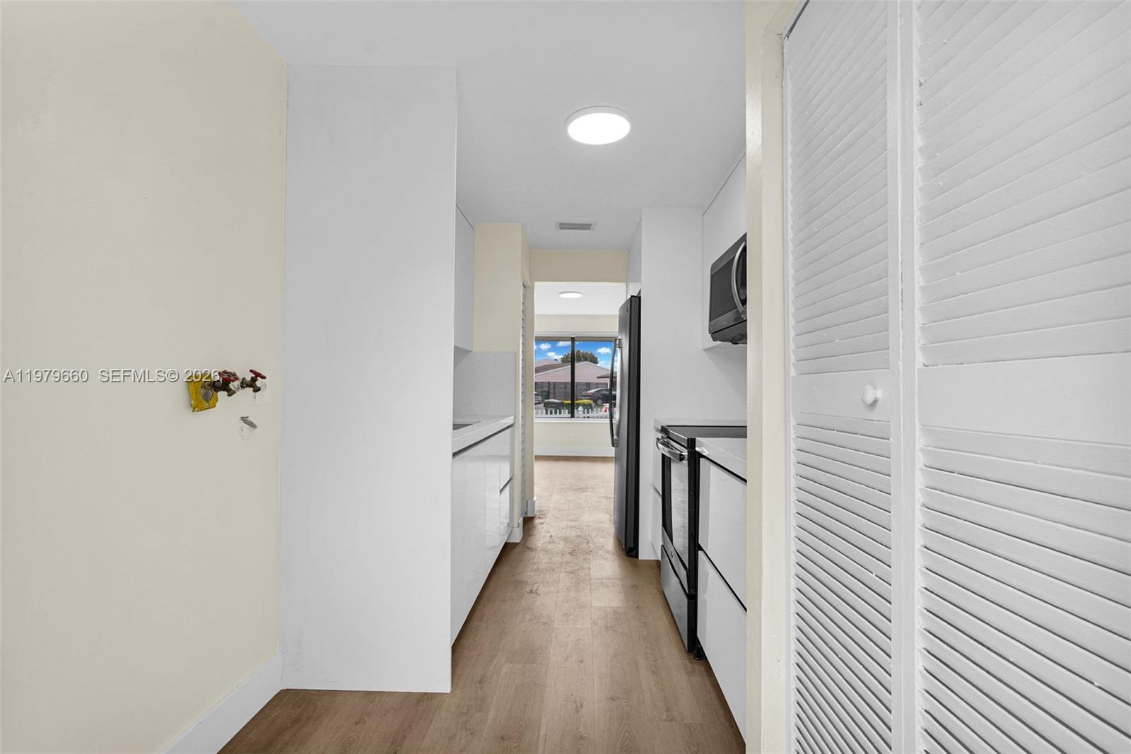 1590 Kia Dr Homestead, FL 33033