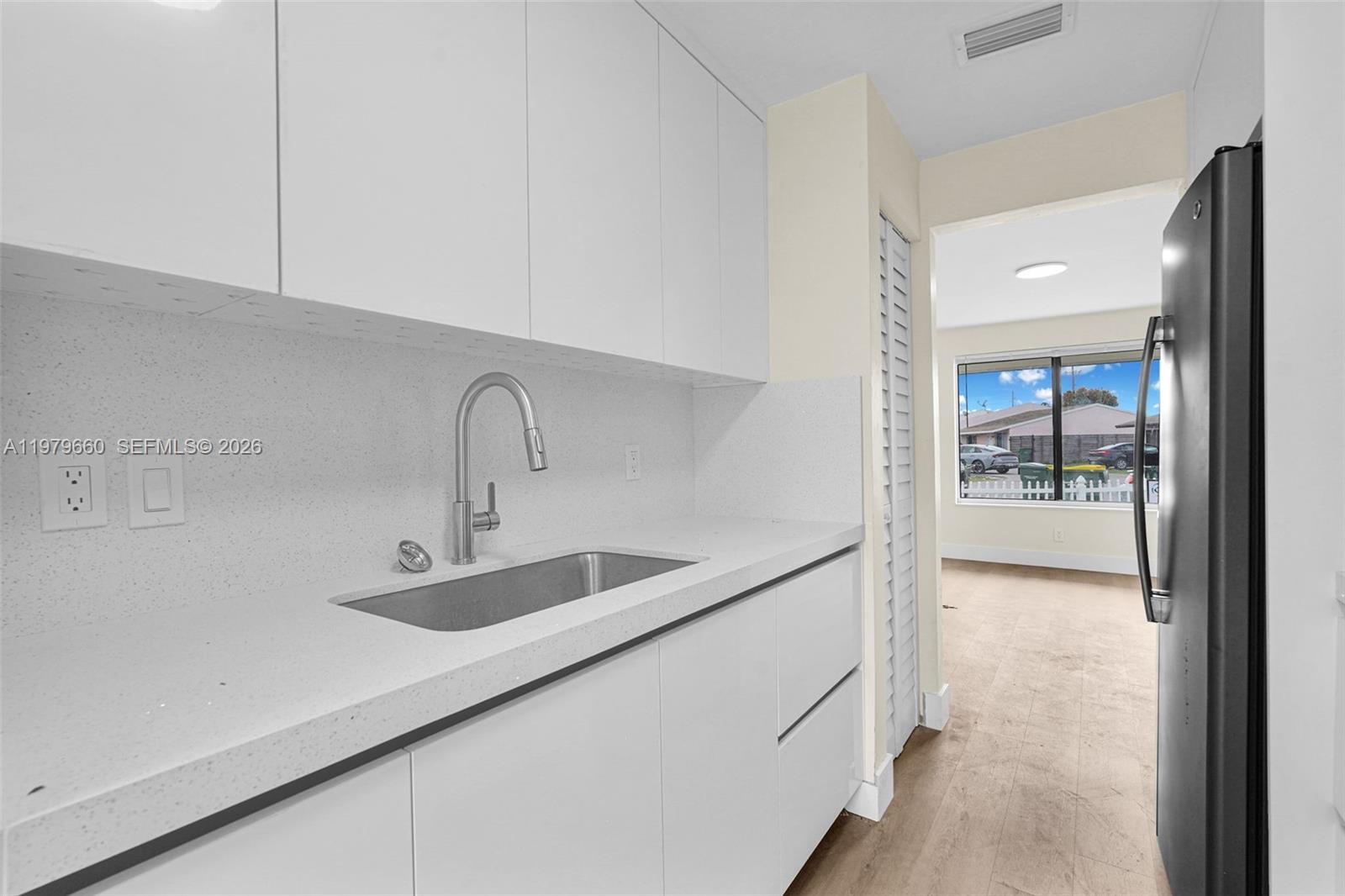 1590 Kia Dr Homestead, FL 33033