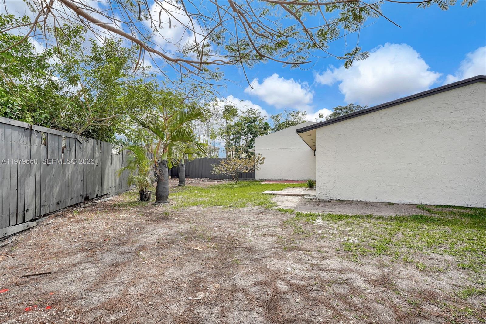 1590 Kia Dr Homestead, FL 33033