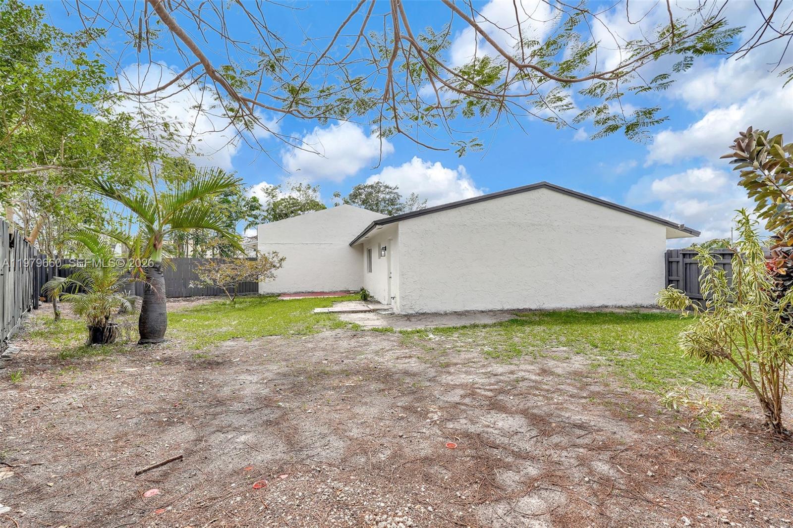 1590 Kia Dr Homestead, FL 33033