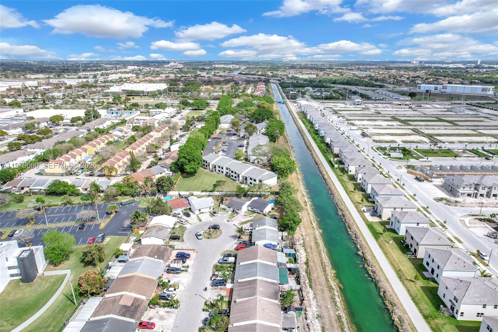 1590 Kia Dr Homestead, FL 33033