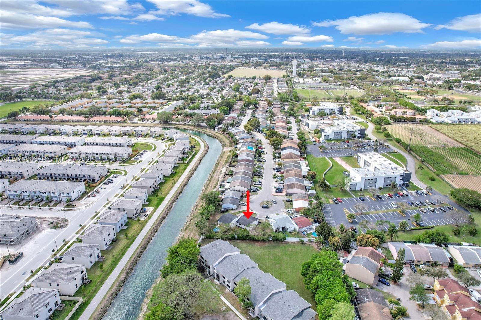 1590 Kia Dr Homestead, FL 33033