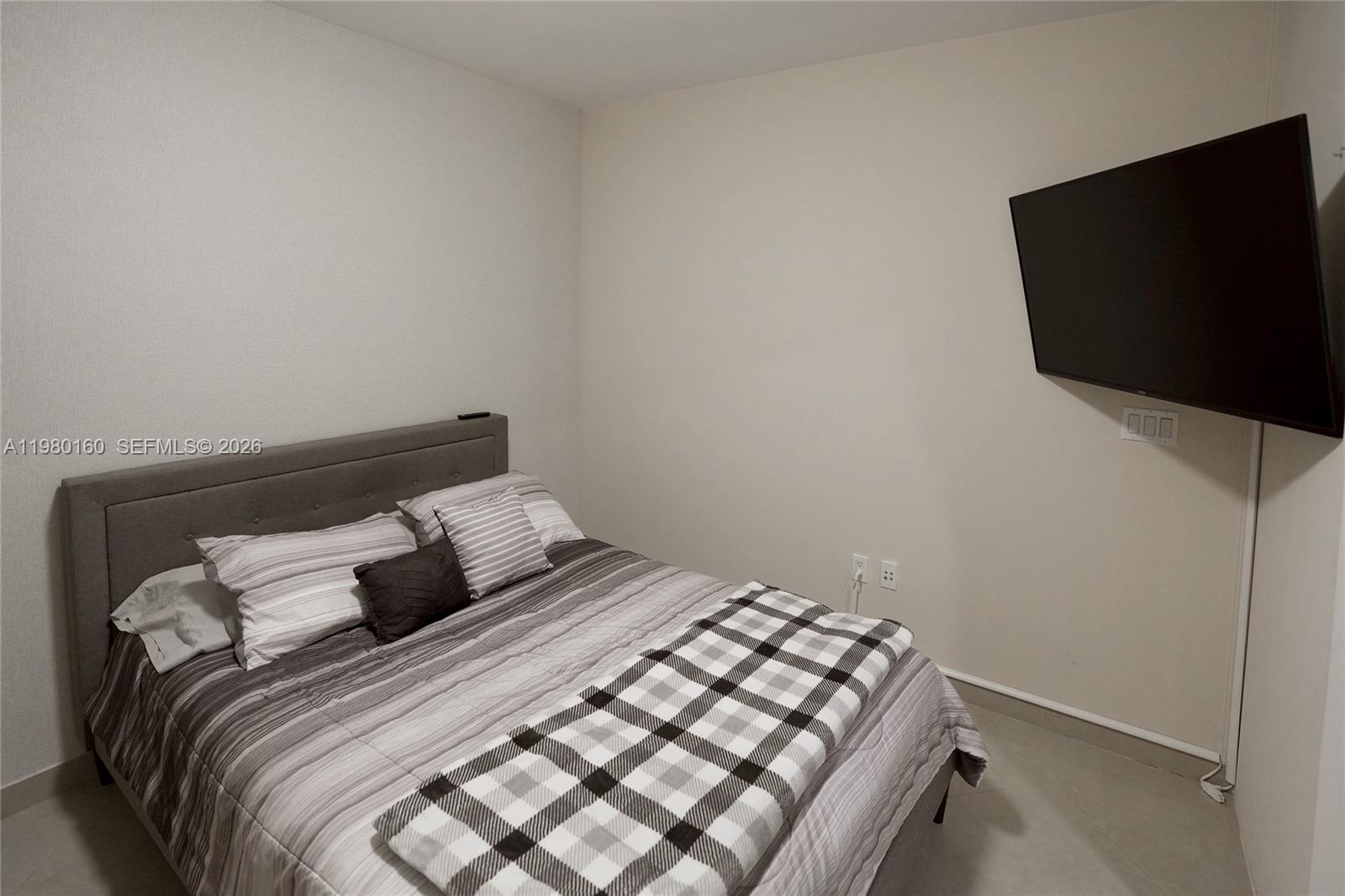 image Beach Club 215